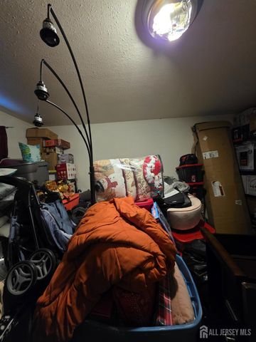 31 Bruce Park Drive, Trenton, NJ 08618