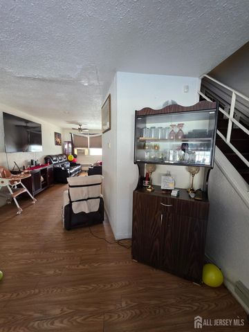 31 Bruce Park Drive, Trenton, NJ 08618