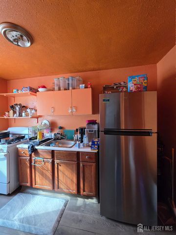 31 Bruce Park Drive, Trenton, NJ 08618