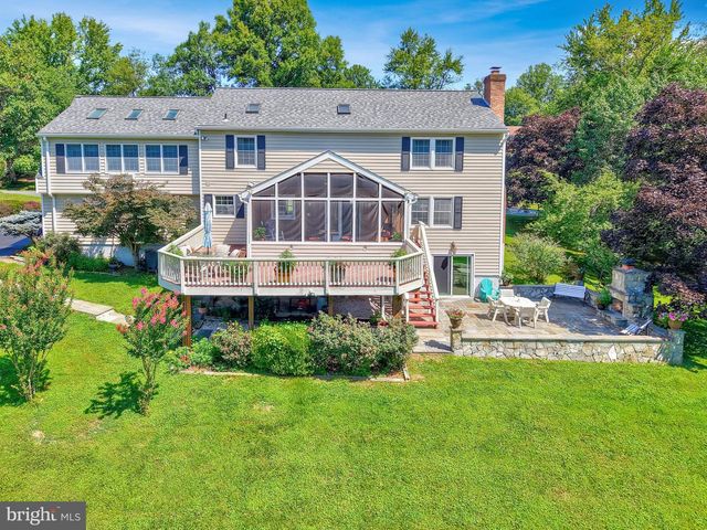 10915 BELGRAVIA CT, Great Falls, VA 22066