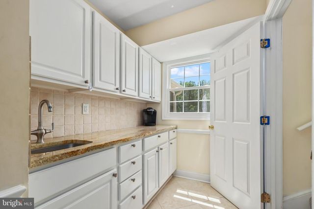 10915 BELGRAVIA CT, Great Falls, VA 22066