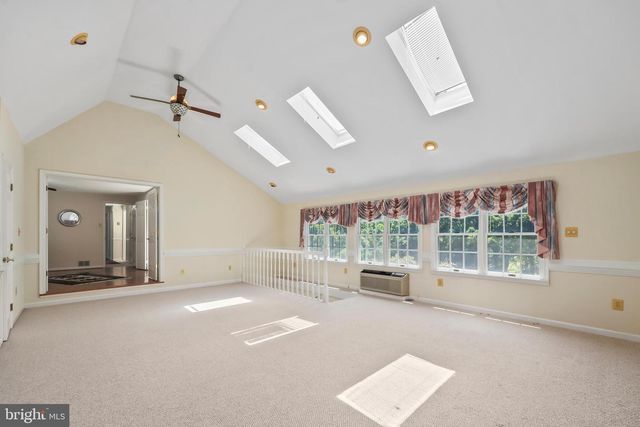10915 BELGRAVIA CT, Great Falls, VA 22066