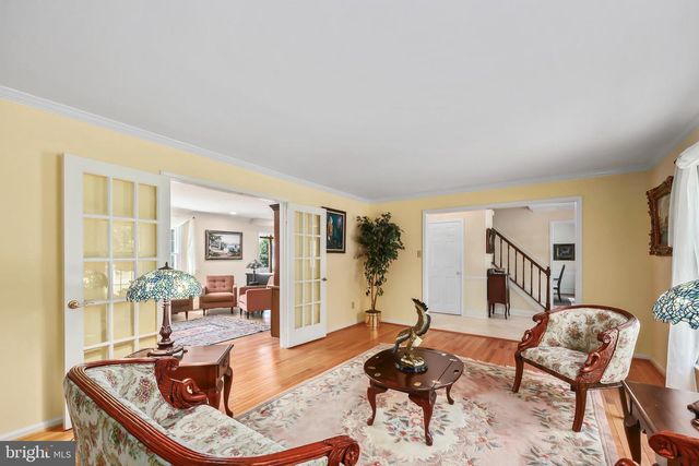 10915 BELGRAVIA CT, Great Falls, VA 22066