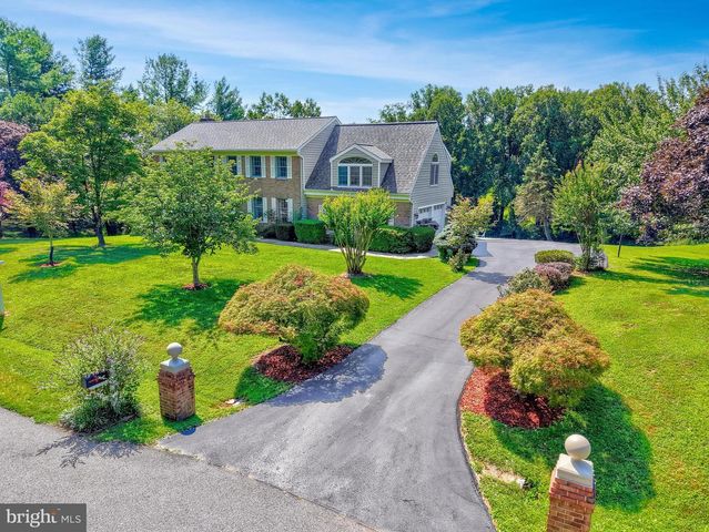 10915 BELGRAVIA CT, Great Falls, VA 22066