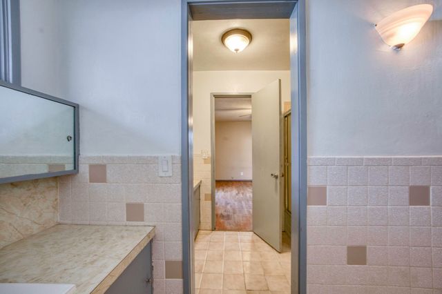 746 N Oak Grove Avenue, Springfield, MO 65802