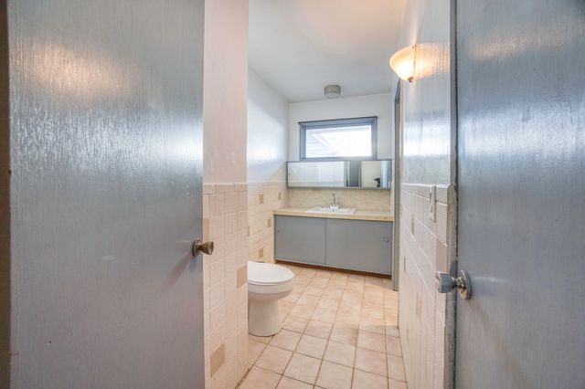 746 N Oak Grove Avenue, Springfield, MO 65802