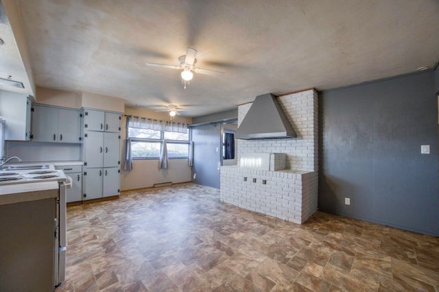 746 N Oak Grove Avenue, Springfield, MO 65802