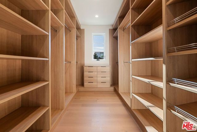 3662 Stoner Avenue, Los Angeles, CA 90066