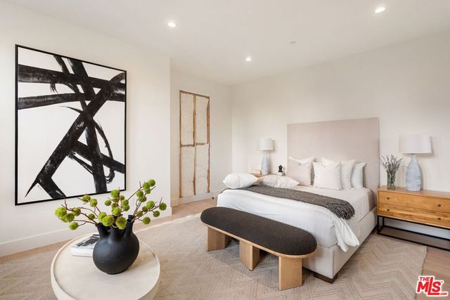 3662 Stoner Avenue, Los Angeles, CA 90066