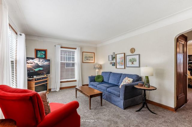 5008 5th Street NE, Columbia Heights, MN 55421