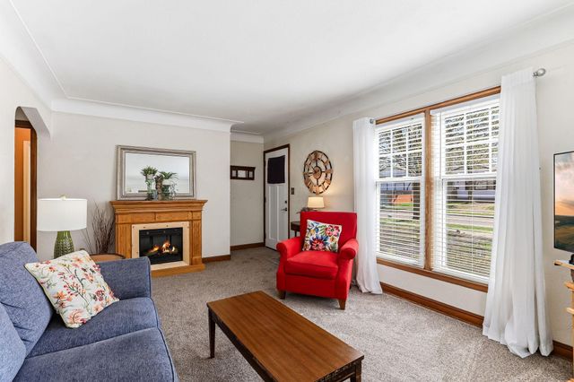 5008 5th Street NE, Columbia Heights, MN 55421