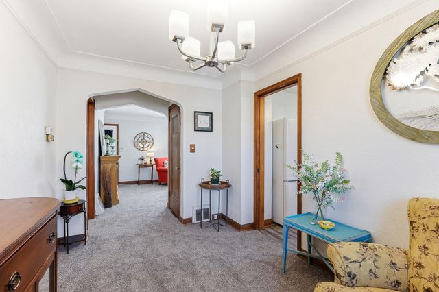 5008 5th Street NE, Columbia Heights, MN 55421