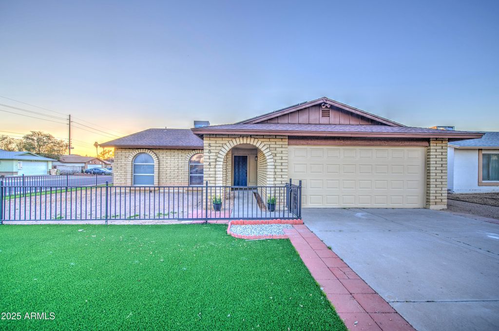 5014 N 69TH Avenue, Glendale, AZ 85303