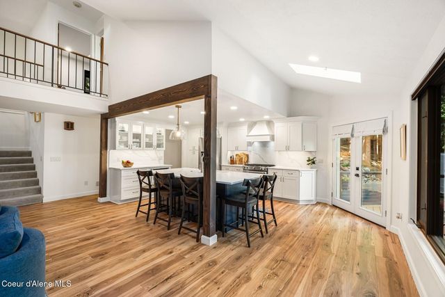 5884 E Hayden Lake Rd, Hayden, ID 83835