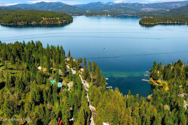 5884 E Hayden Lake Rd, Hayden, ID 83835