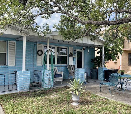 12629 & 12631 1ST ISLE, Hudson, FL 34667