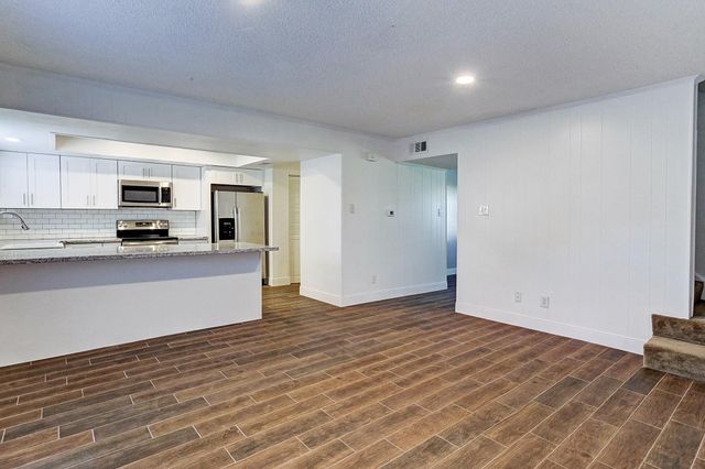 10458 Hammerly Boulevard 66, Houston, TX 77043