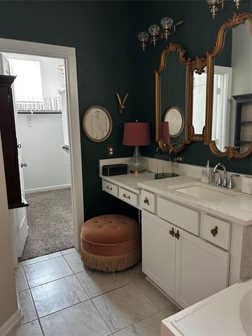 511 Long Leaf Pine Drive, Montgomery, TX 77316