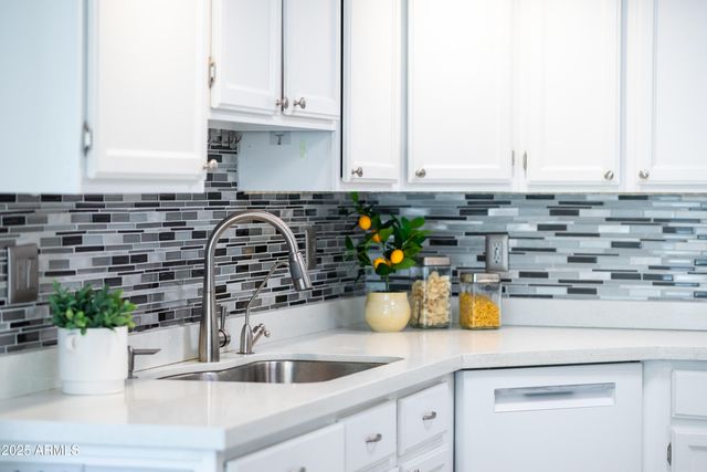 6819 E GRANDVIEW Drive, Scottsdale, AZ 85254