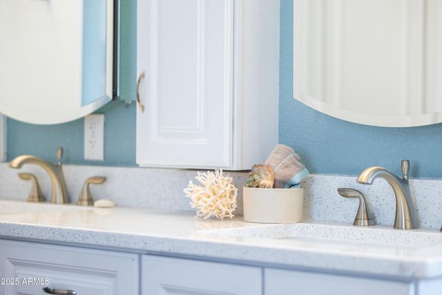 6819 E GRANDVIEW Drive, Scottsdale, AZ 85254