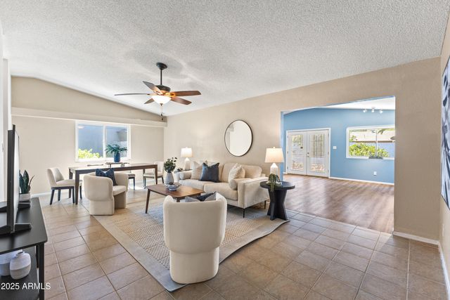 6819 E GRANDVIEW Drive, Scottsdale, AZ 85254