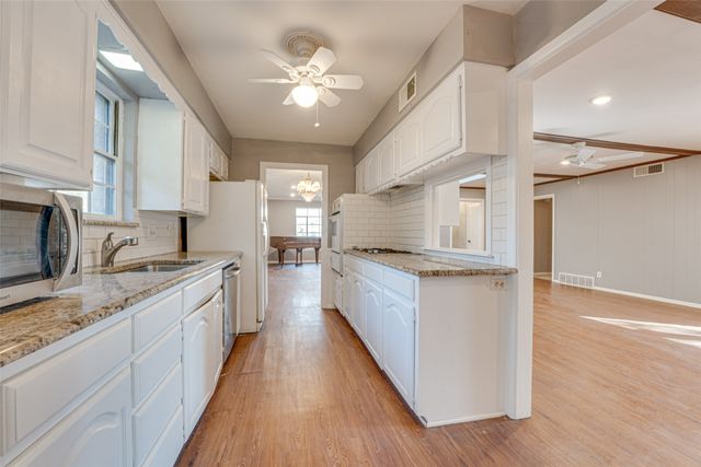 2601 S Glenbrook Drive, Garland, TX 75041