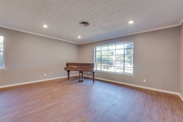 2601 S Glenbrook Drive, Garland, TX 75041