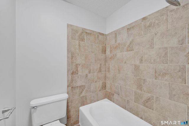 706 Timber Lane 706, Canton, CT 06019