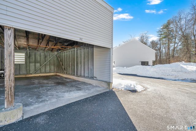 706 Timber Lane 706, Canton, CT 06019