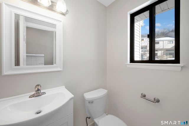 706 Timber Lane 706, Canton, CT 06019