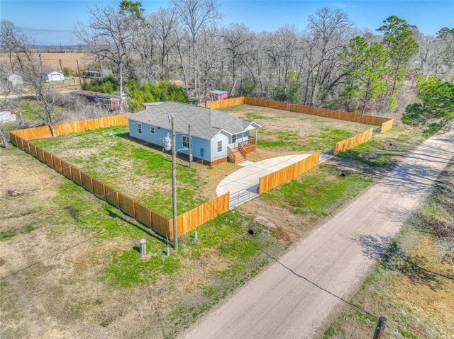 277 Vicksburg Lane, Livingston, TX 77351