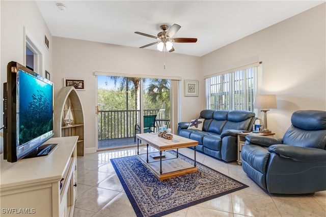 4530 Botanical Place CIR 206, Naples, FL 34112