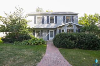 2212 S Main Ave Avenue, Sioux Falls, SD 57105