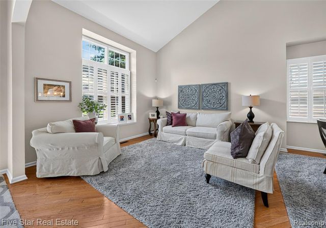 1750 Cheshire Lane, Commerce Twp, MI 48382