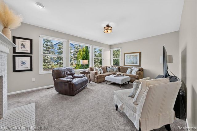 1750 Cheshire Lane, Commerce Twp, MI 48382