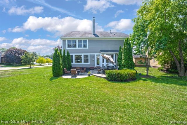 1750 Cheshire Lane, Commerce Twp, MI 48382