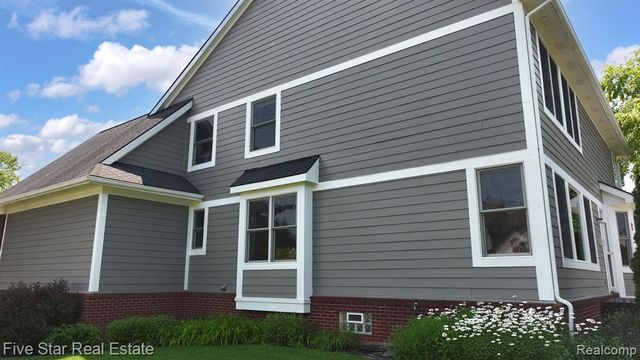 1750 Cheshire Lane, Commerce Twp, MI 48382