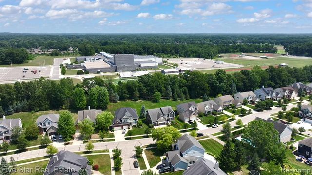 1750 Cheshire Lane, Commerce Twp, MI 48382