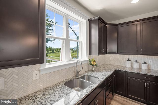210 UPPER BROOK TER, Purcellville, VA 20132