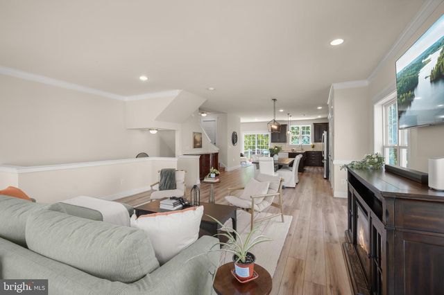 210 UPPER BROOK TER, Purcellville, VA 20132