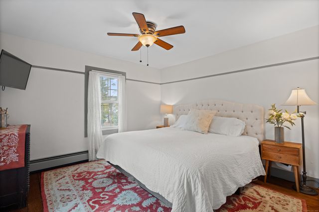 209 Main Street, Deep River, CT 06417