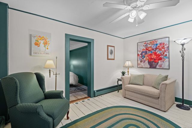 209 Main Street, Deep River, CT 06417