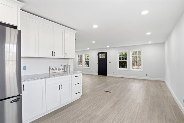 357 Wareham St, Middleboro, MA 02346
