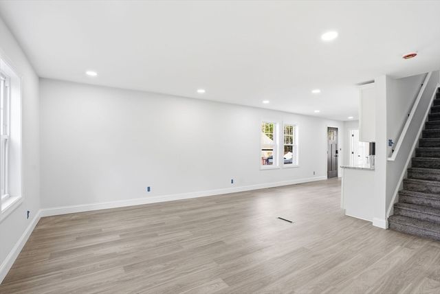 357 Wareham St, Middleboro, MA 02346
