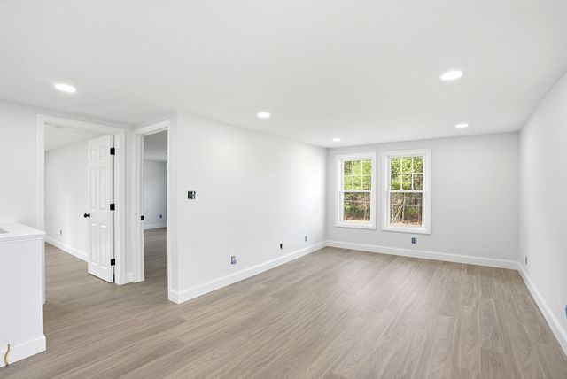 357 Wareham St, Middleboro, MA 02346