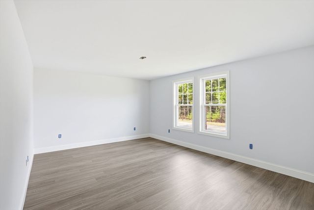 357 Wareham St, Middleboro, MA 02346