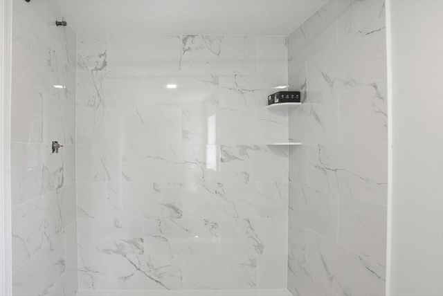 357 Wareham St, Middleboro, MA 02346