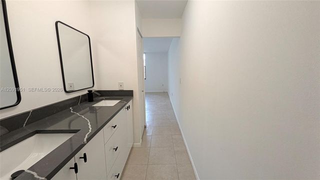 10865 SW 112th Avenue 312, Miami, FL 33176