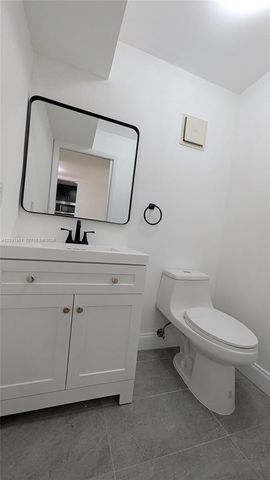10865 SW 112th Avenue 312, Miami, FL 33176