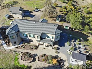 11401 Bakers Creek Rd, Redwood Valley, CA 95470